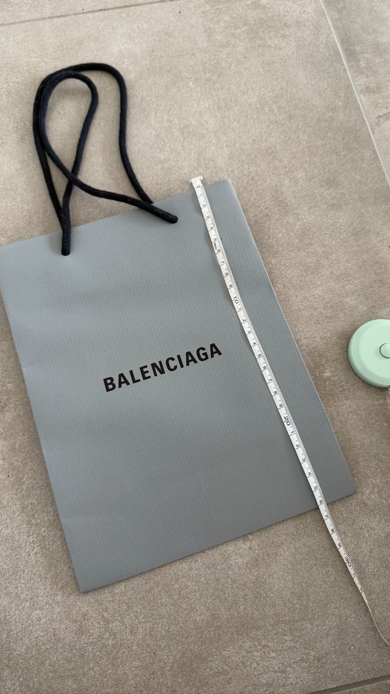 Borse: Paper bag Balenciaga – Nuovo (secondo la descrizione) da Lugano venduto da _tuttifrutti_ 2
