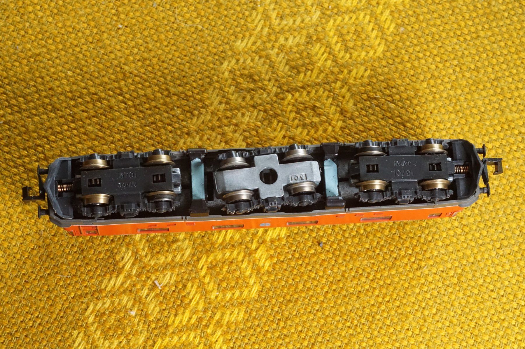Kato Modellini di ferrovie: 8 - KATO Re 6/6 Balerna rot – Usato da Gränichen venduto da iknow 5