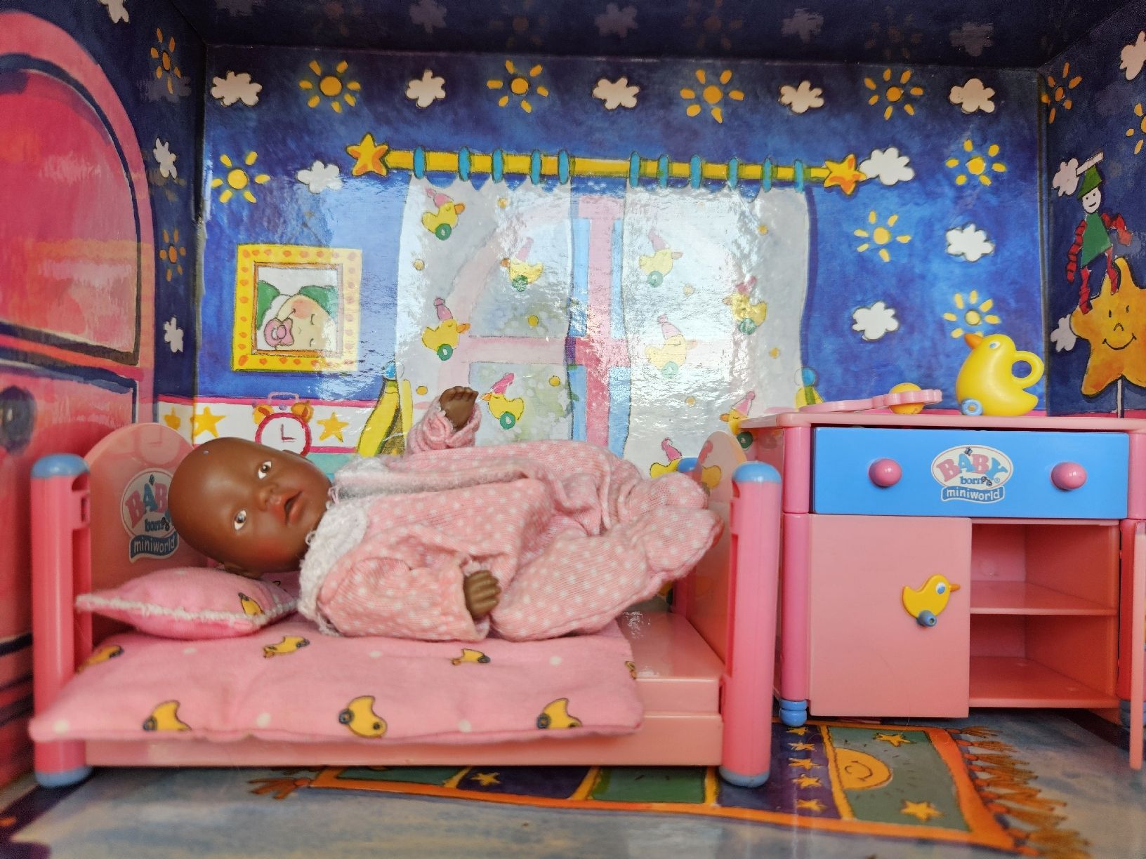 Case e mobili per bambole: MINI BABY BORN HAUS – Usato da St. Gallen venduto da Yelrah_1700 5