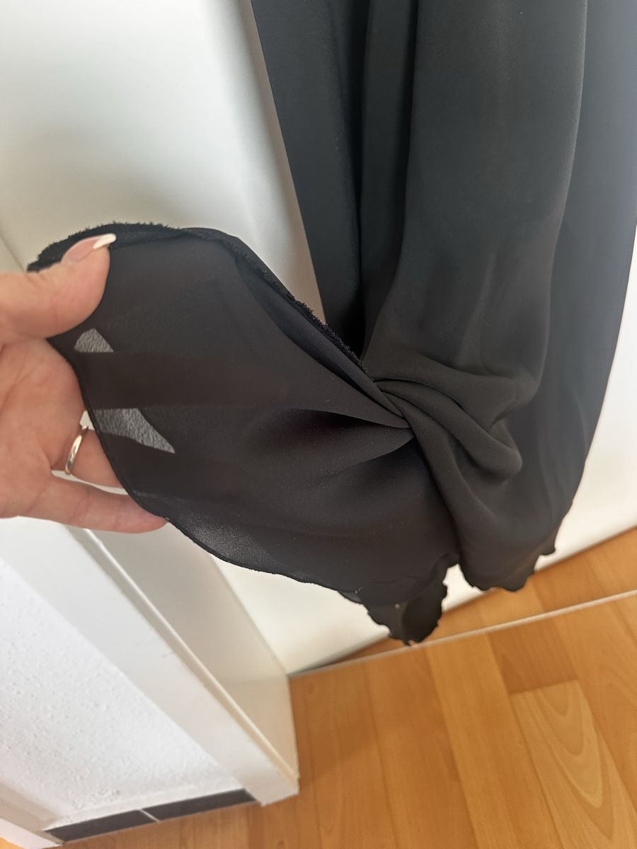 Vestiti: Armani, Ital.Gr. 40 – Usato da Frenkendorf venduto da Katrin02 3
