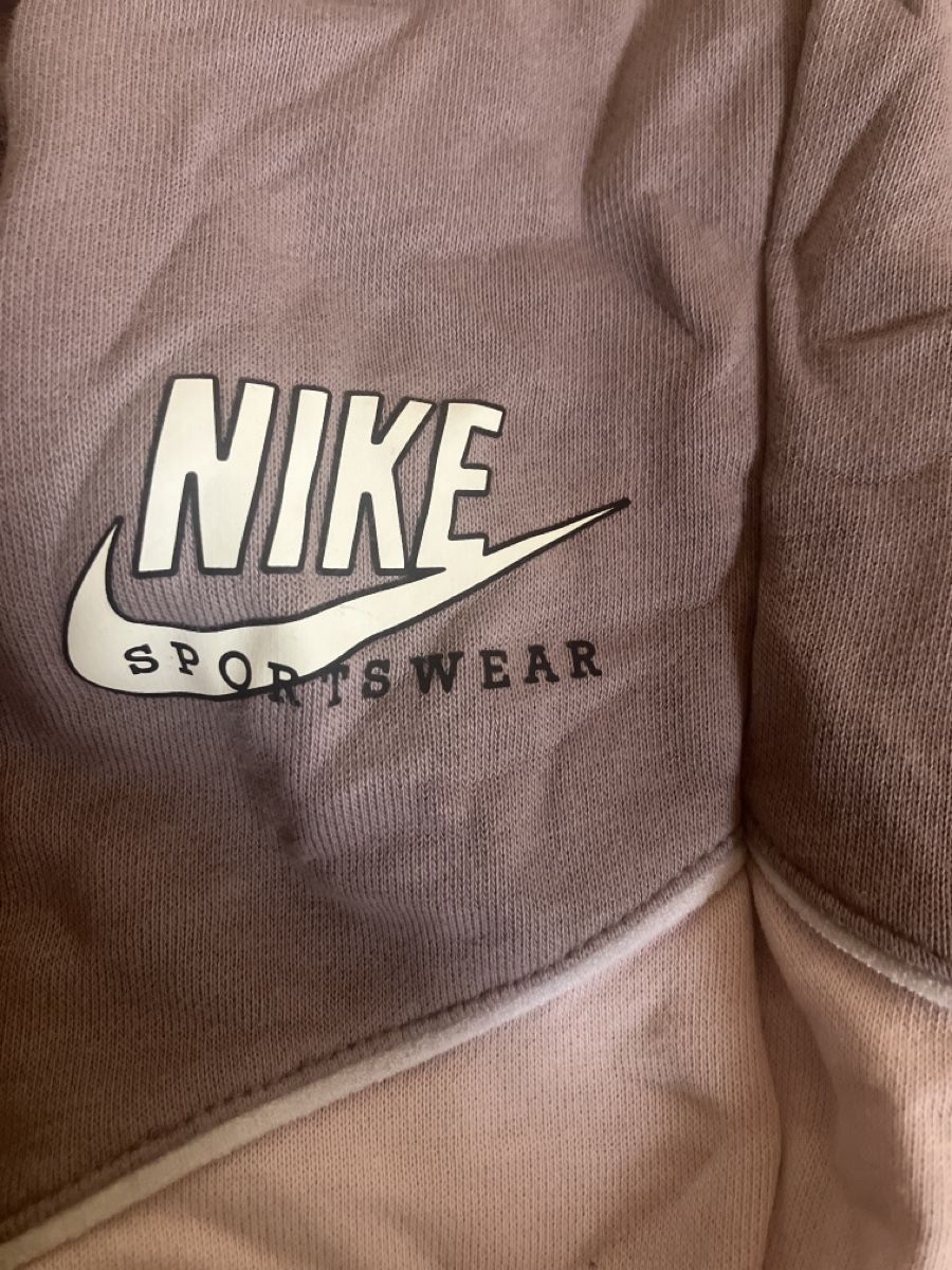 Nike Pantaloni: Nike Trainerhose violett – Nuovo (secondo la descrizione) da St. Gallen venduto da hnnh.koch 1