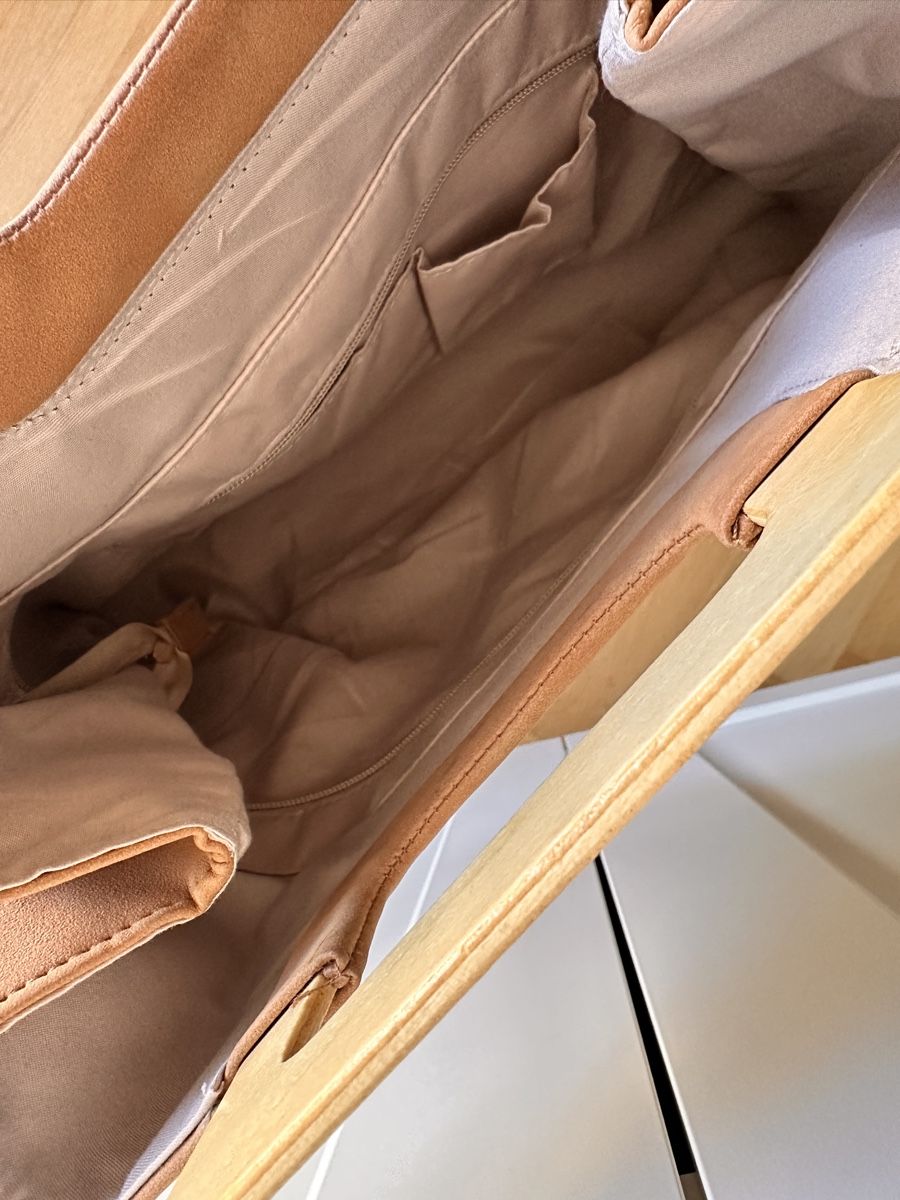 Borse da donna: Edle Handtasche in Cognac mit Holzgriff – Nuovo (secondo la descrizione) da Zürich venduto da MaxZurich 2