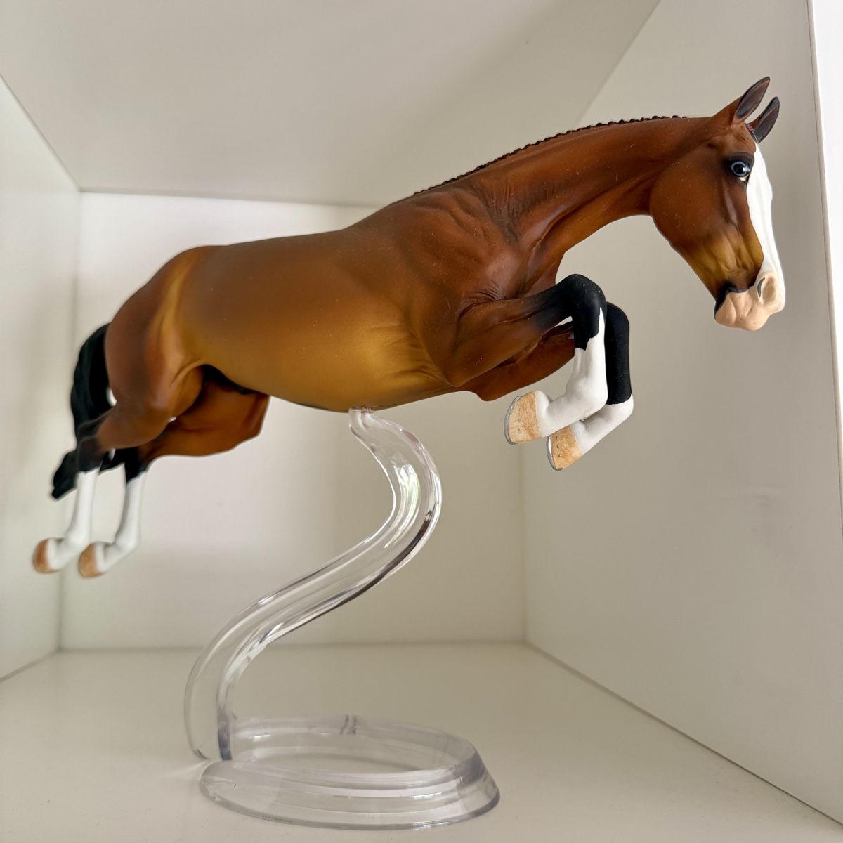 Kit di modellismo & Modellini statici: Breyer Bristol Repaint – Nuovo (secondo la descrizione) da Chur venduto da Reginn