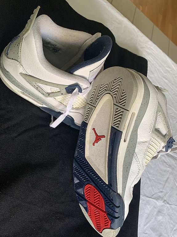 Herrenschuhe: Jordan 4 Retro große 40 – Gebraucht aus kaiseraugst von pignorar