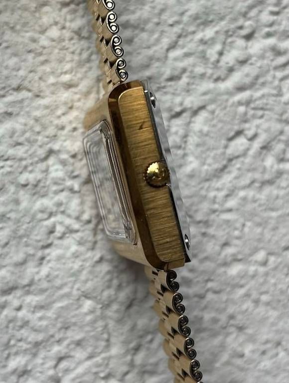 Rado Orologi: Rado Manhattan NCC 202 – Usato da Versoix venduto da Treska 4