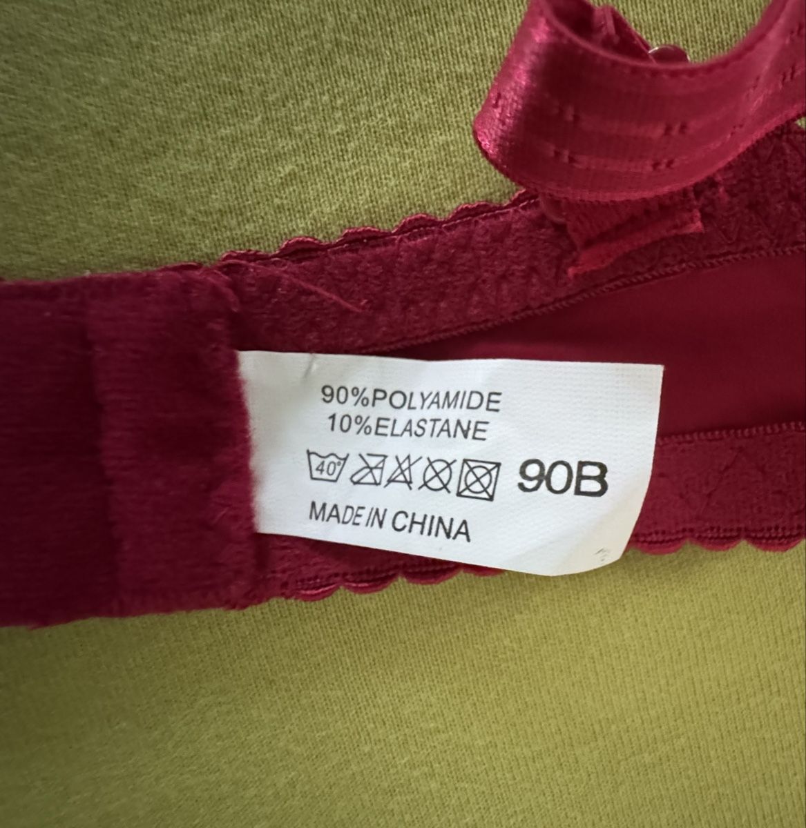 Sonstige Unterwäsche: BH rot - Gr. 90B – Neu (gemäss Beschreibung) aus Binz von Gregor13 3