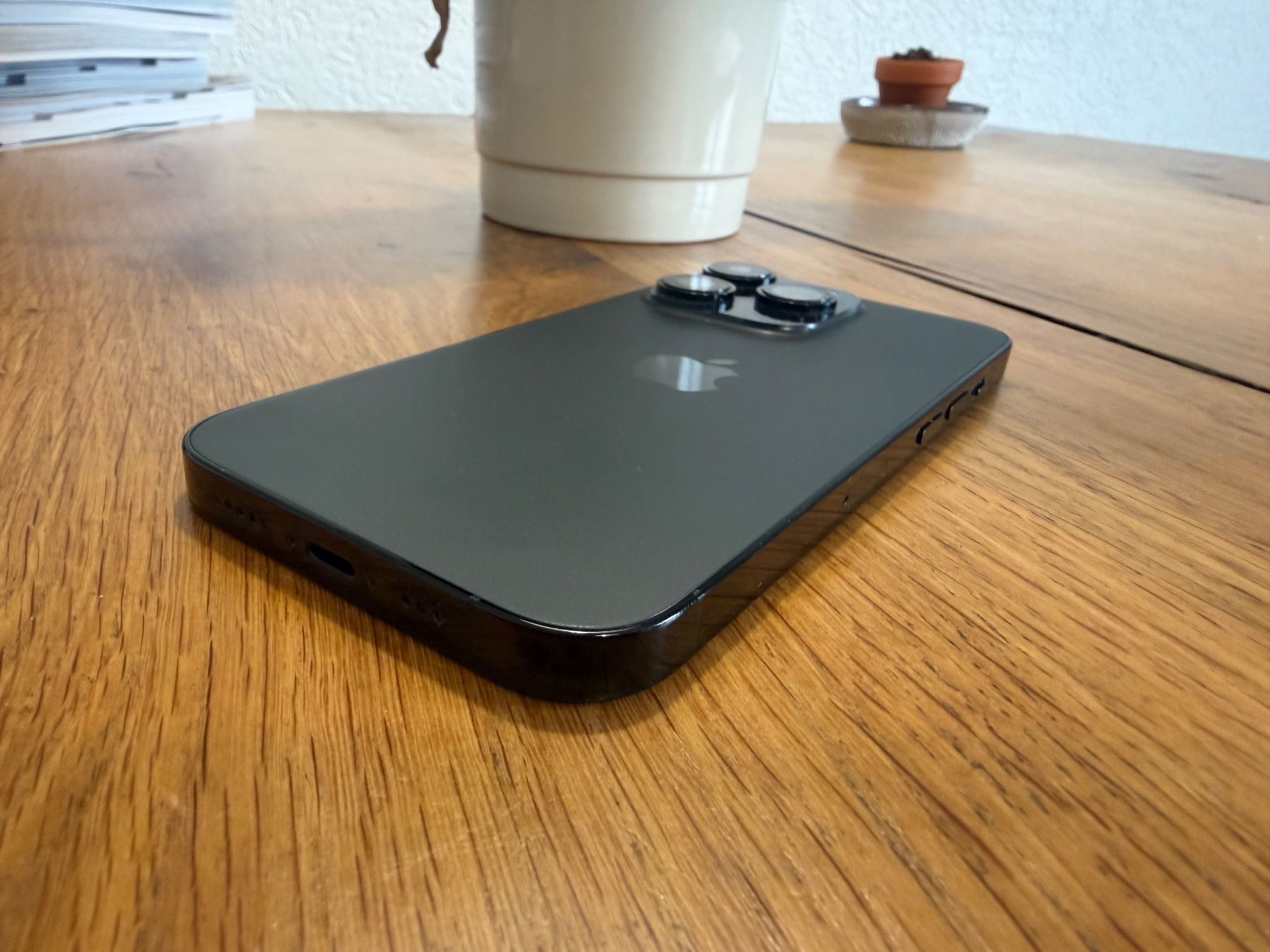 Apple Telefoni cellulari / Smartphones: iPhone 14 Pro 256GB Schwarz – Usato da Bulle venduto da koh_62hn 2