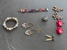 Diversen Modeschmuck und Haarspangen