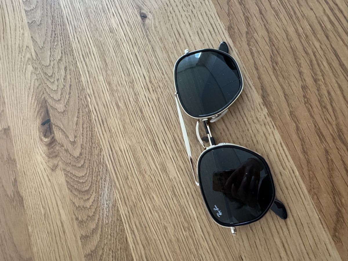 Ray-Ban Occhiali & Lenti: Ray Ban Sonnenbrille neuwertig – Nuovo (secondo la descrizione) da Wettingen venduto da Gtavi 3