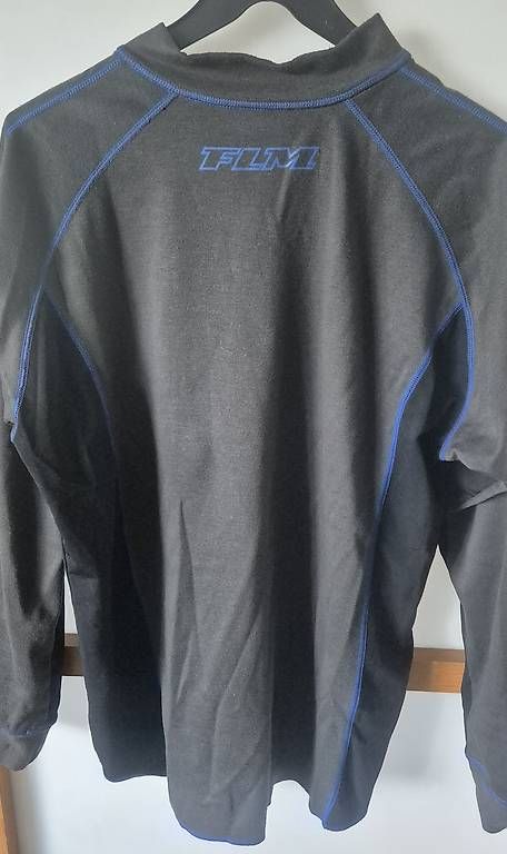 Maglioni & Felpe: Funktionsshirt von Racing Technology – Usato da Hinterkappelen venduto da Betla 2