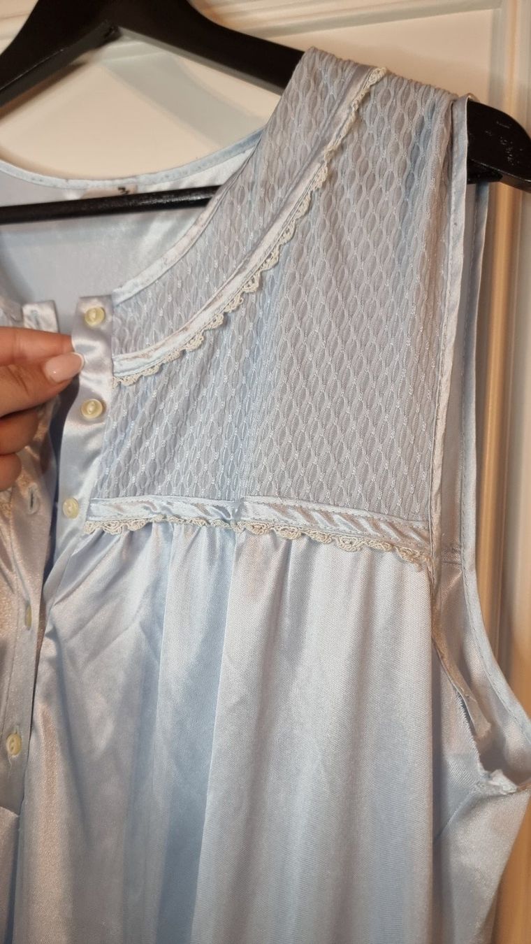 Negligees & Pyjamas: Vintage Nachthemd Größe L-XL – Defekt aus Wald ZH von Martin79 1