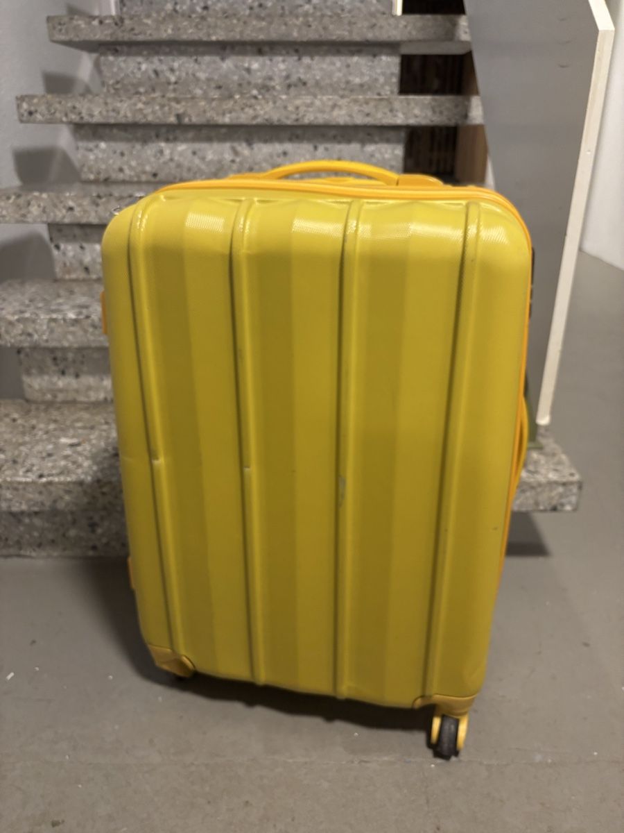 Valigie: Gelber Koffer – Usato da Forch venduto da caro_25 2