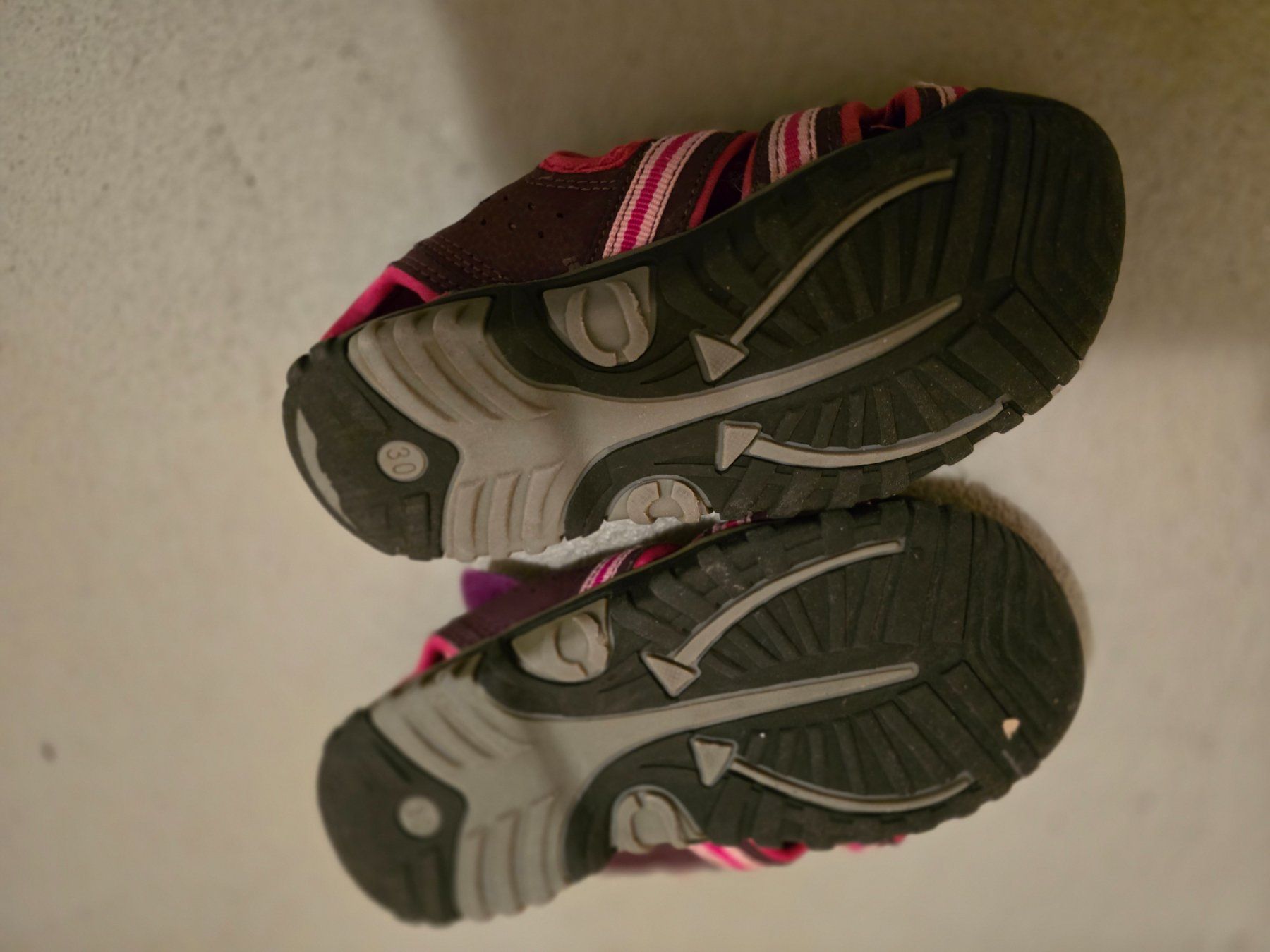 Scarpe per ragazze: Sandalen Gr. 30 – Usato da Büttikon AG venduto da Amineah 2