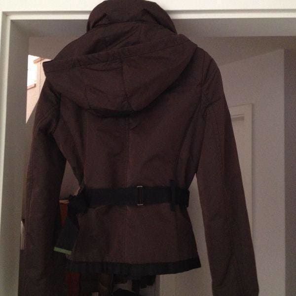 Sisley Jacken: JACKE VON MARKE LAUREL LP 450.- – Gebraucht aus Buchs-ZH von rivella55 1
