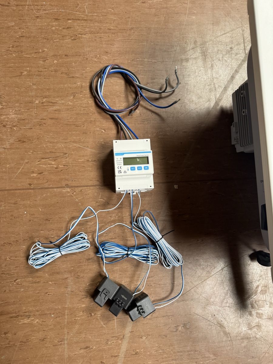Huawei Inverter: Huawei Wechselrichter SUN2000-12KTL-M5 Top Zustand! – Usato da Gränichen venduto da Pero.95 5