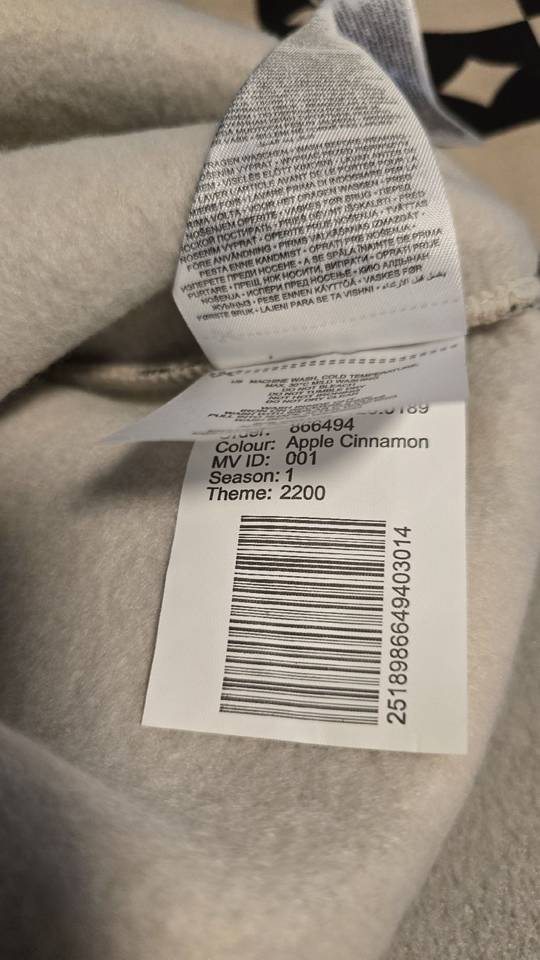 Maglioni & Felpe: ICONO Couture Pulli, Gr. M, Neu – Nuovo e nell'imballaggio originale da Muttenz venduto da pixopus 4