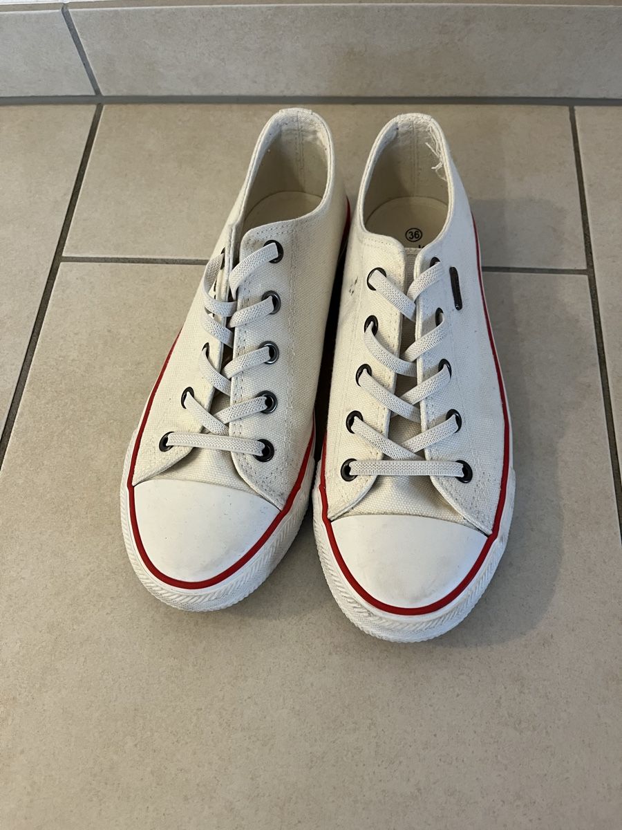 Scarpe per ragazze: Weisse Stoffschuhe Gr. 36 - Sprandi – Usato da Küssnacht am Rigi venduto da icbicb 3
