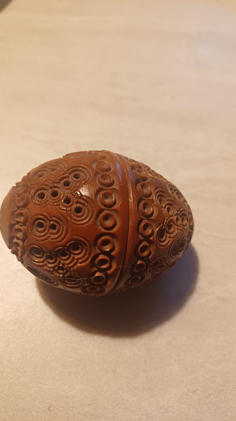 Figuren: Antikes Handgeschnitztes Ei  – Gebraucht aus Flawil von Naphtali 7