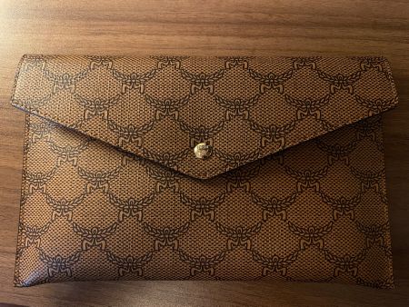 MCM Clutch Tasche braun mit Logo Muster gebraucht