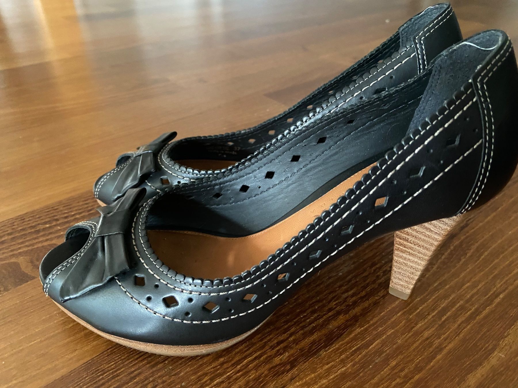 Geox Scarpe da donna: Geox Lederschuhe – Usato da Unterengstringen venduto da bar_rh5f 1