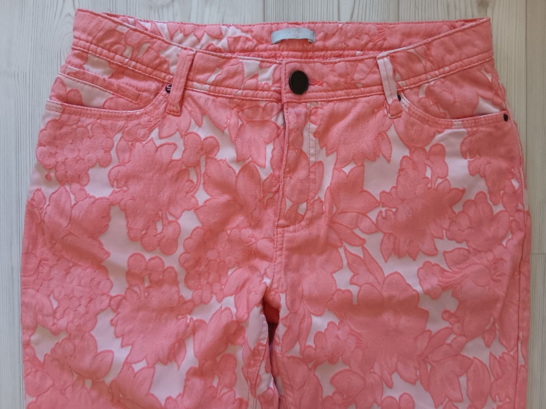 Maddison Jeans: MADDISON Jeans taille / Grosse 36 – Usato da Cossonay-ville venduto da Super-Price-Quality 1