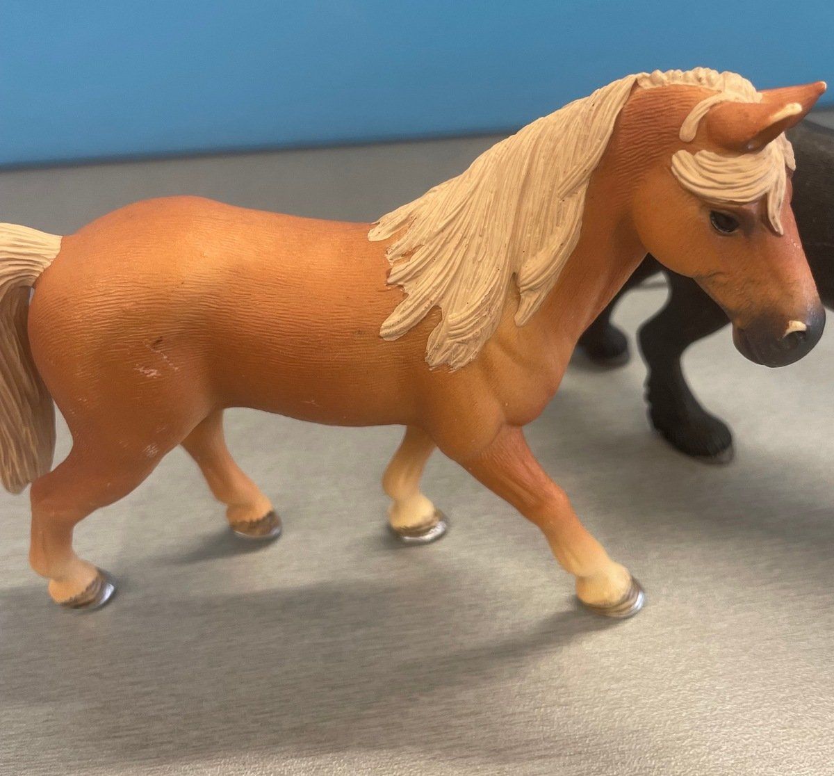 Schleich Giocattoli: Schleich 2 Pferde – Usato da Sirnach venduto da sagrotin 5