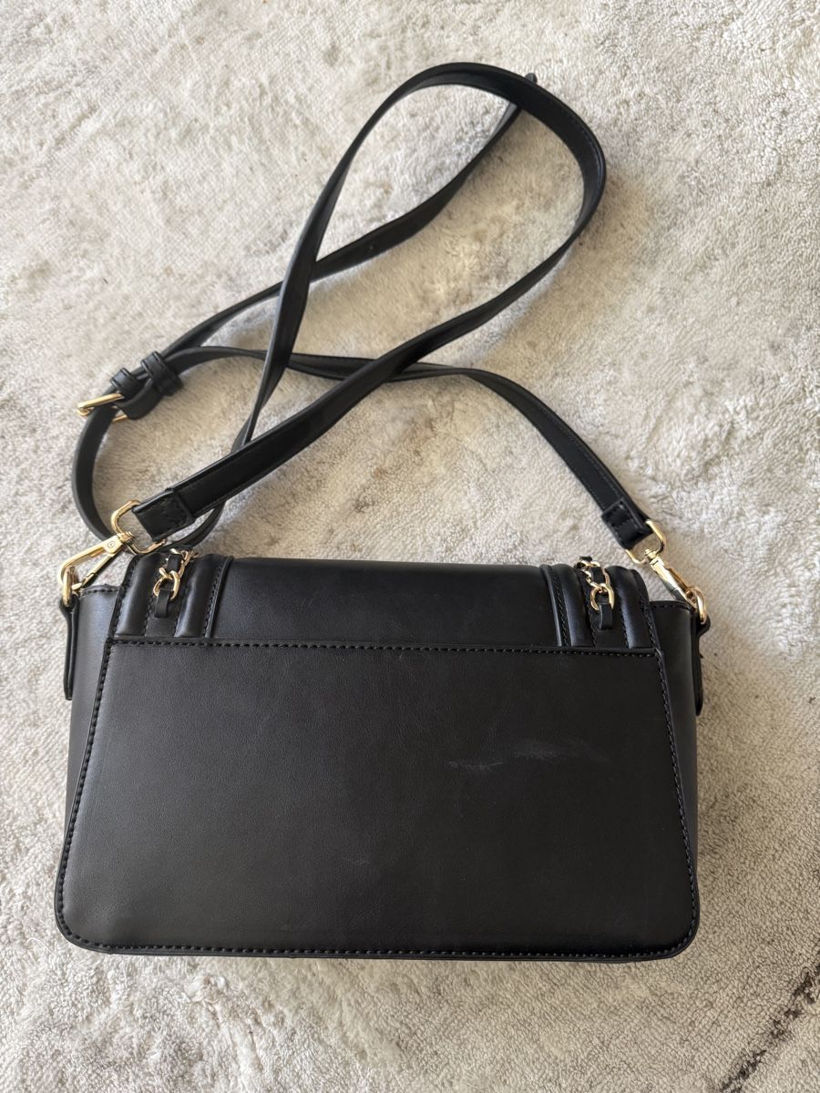 Borse da donna: Tasche schwarz 19V69 ITALIA – Usato da Dietlikon venduto da krisztinapali 1