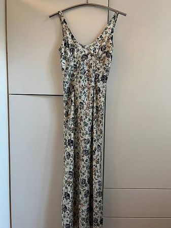 Kleid mit Blumenmuster