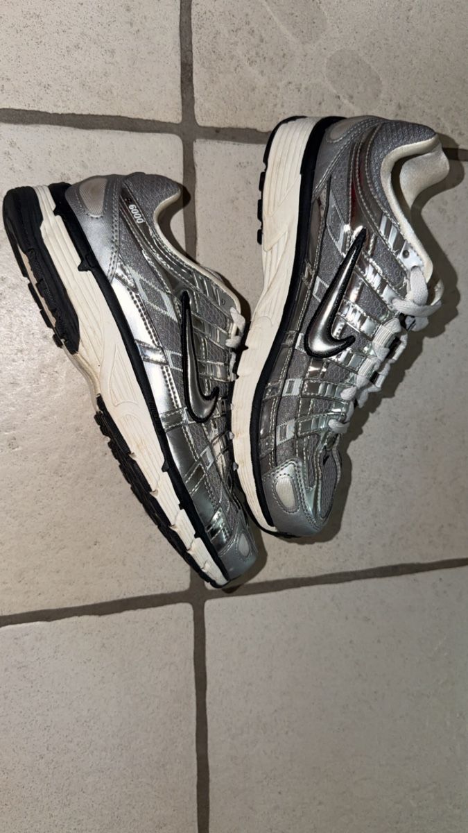Nike Scarpe da uomo: Nike P-6000 Sneaker Silber - Grösse 38 – Usato da Bern venduto da oaicu 2