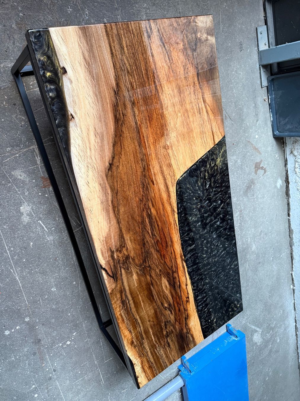 Tavoli: Epoxydharz Couchtisch – Nuovo e nell'imballaggio originale da amriswil venduto da danihgt 4