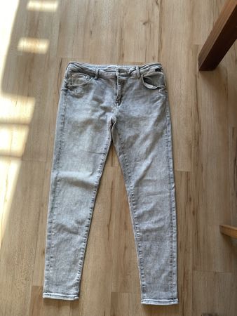 Jean Mavi Lexy gris  31/27 unisexes comme neuf