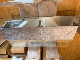 Esszimmertisch  aus Glas in super Zustand