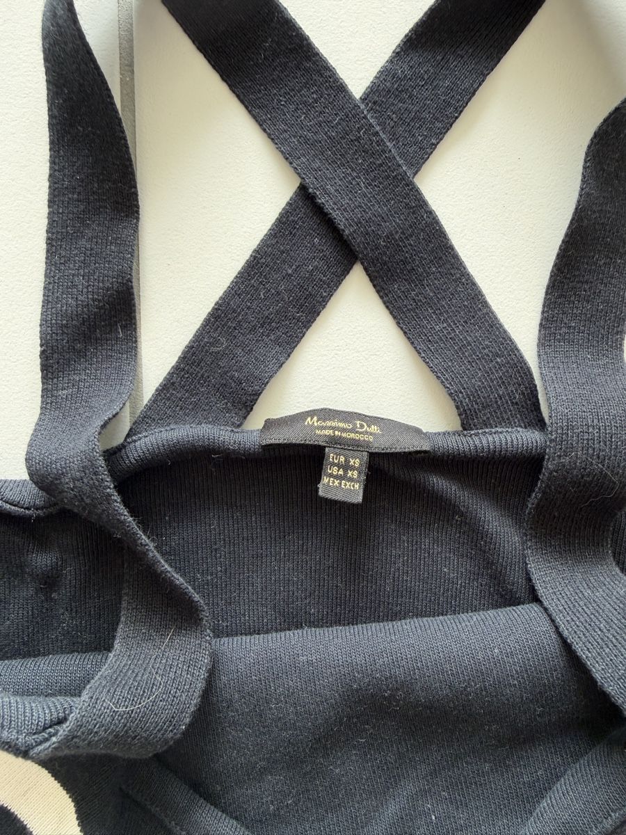 Massimo Dutti Top: Massimo Dutti Top – Usato da Schmerikon venduto da 80zz08 1