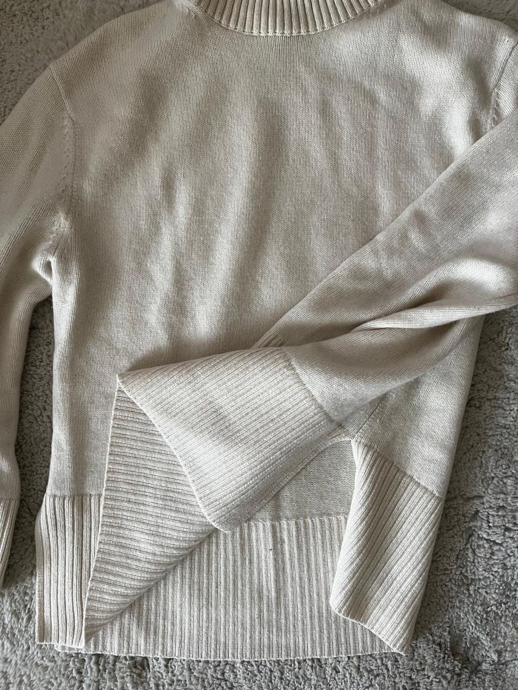 H&M Pullover & Sweatshirts: & Other Stories Oversized Pullover aus Wolle, Cream, Gr. S – Gebraucht aus Zürich von lexi_alex 2