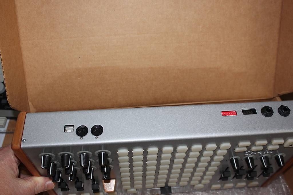 Tutte le macchine: Livid Ohm RGB in OVP – Usato da Lanzenhäusern venduto da kakali50 3