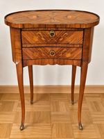 Table de chevet vintage en bois avec marqueterie florale