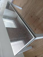 Esstisch mit Glasplatte und echten Kaffeebohnen
