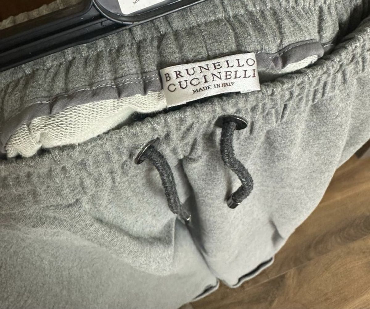 Completi & Tailleur: Brunello Cucinelli Hose, Original. – Nuovo (secondo la descrizione) da Zell LU venduto da AliAli24 2