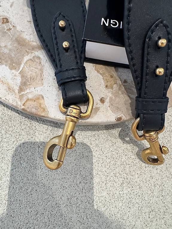 Dior Autres vêtements & accessoires: DIOR TASCHENGURT BUNT – Neuf (Voir description) à Schwyz par bofb 2