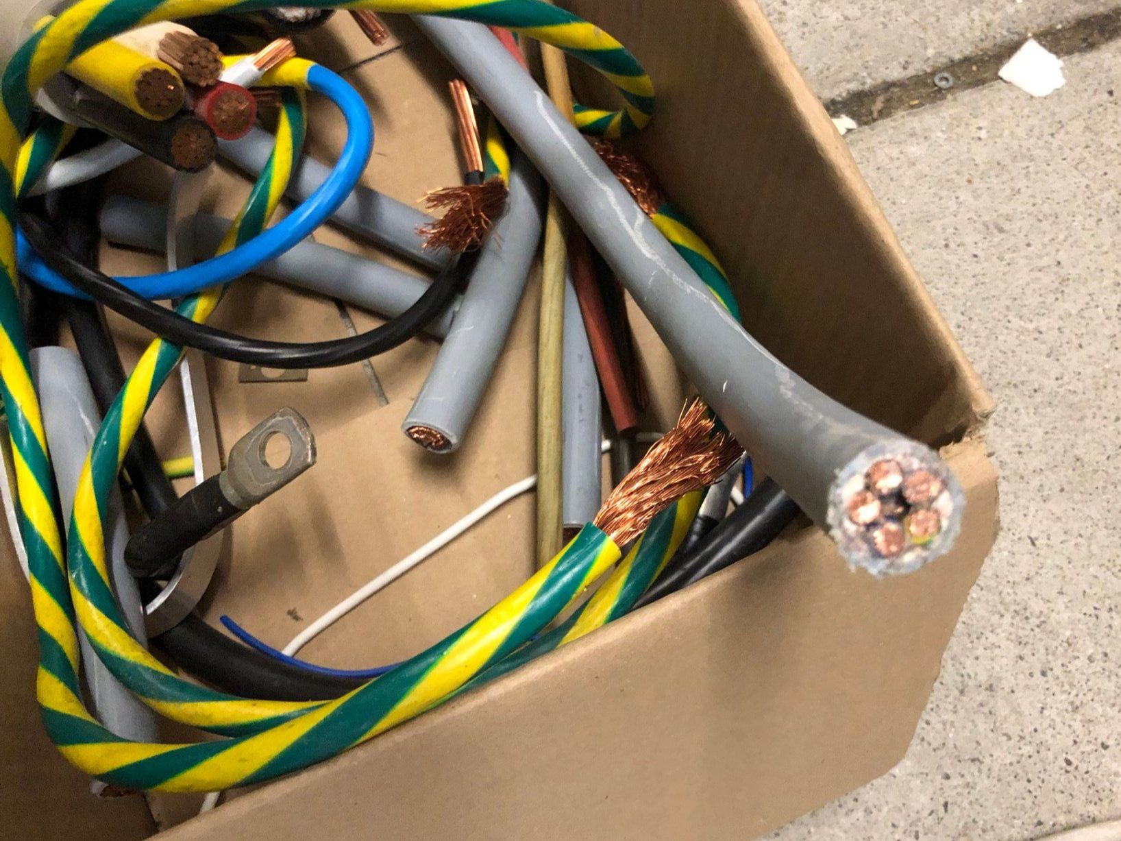 Cavi: Kuper Kabel Kabelstummel ca. 5kg – Difettoso da Hinterkappelen venduto da atomschnee 3