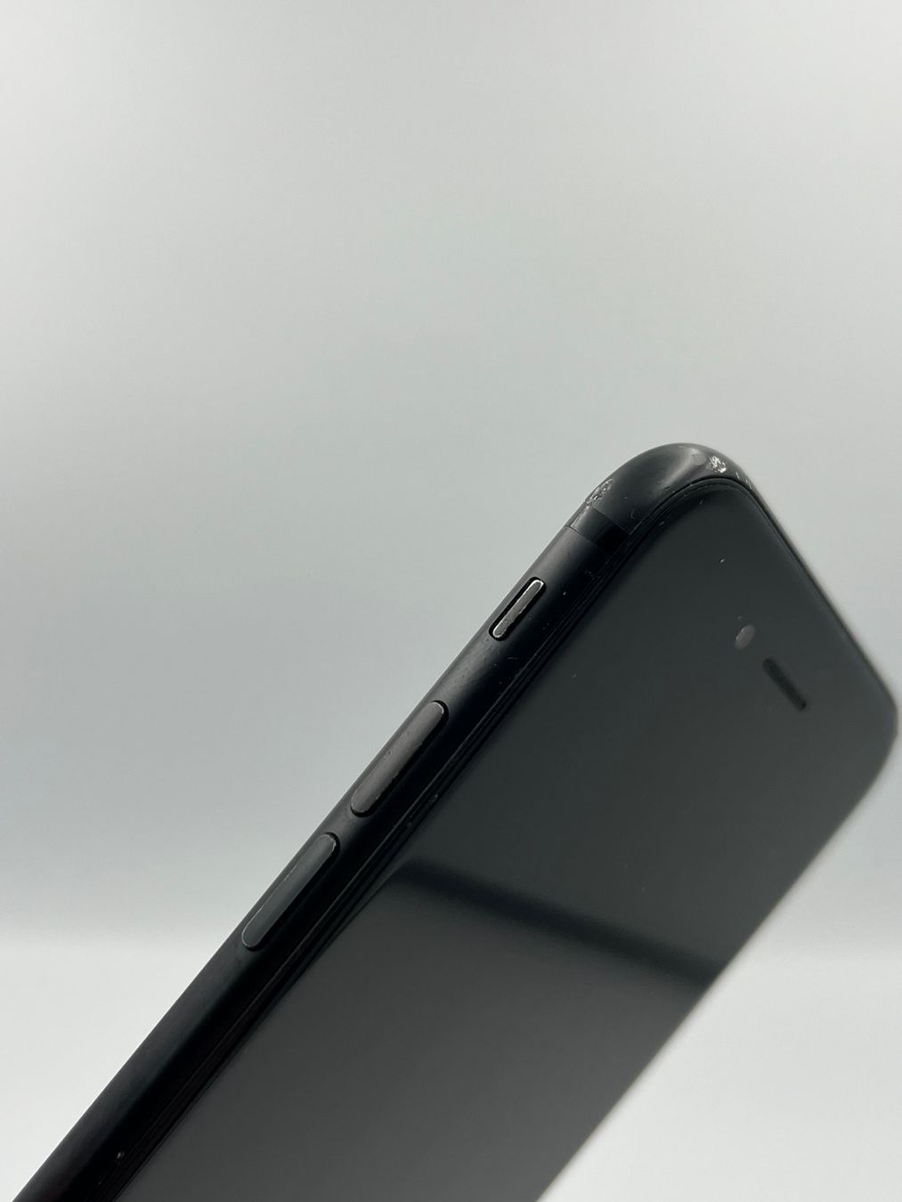 Apple Telefoni cellulari / Smartphones: iPhone 7 128 GB – Usato da Basel venduto da Xani 1