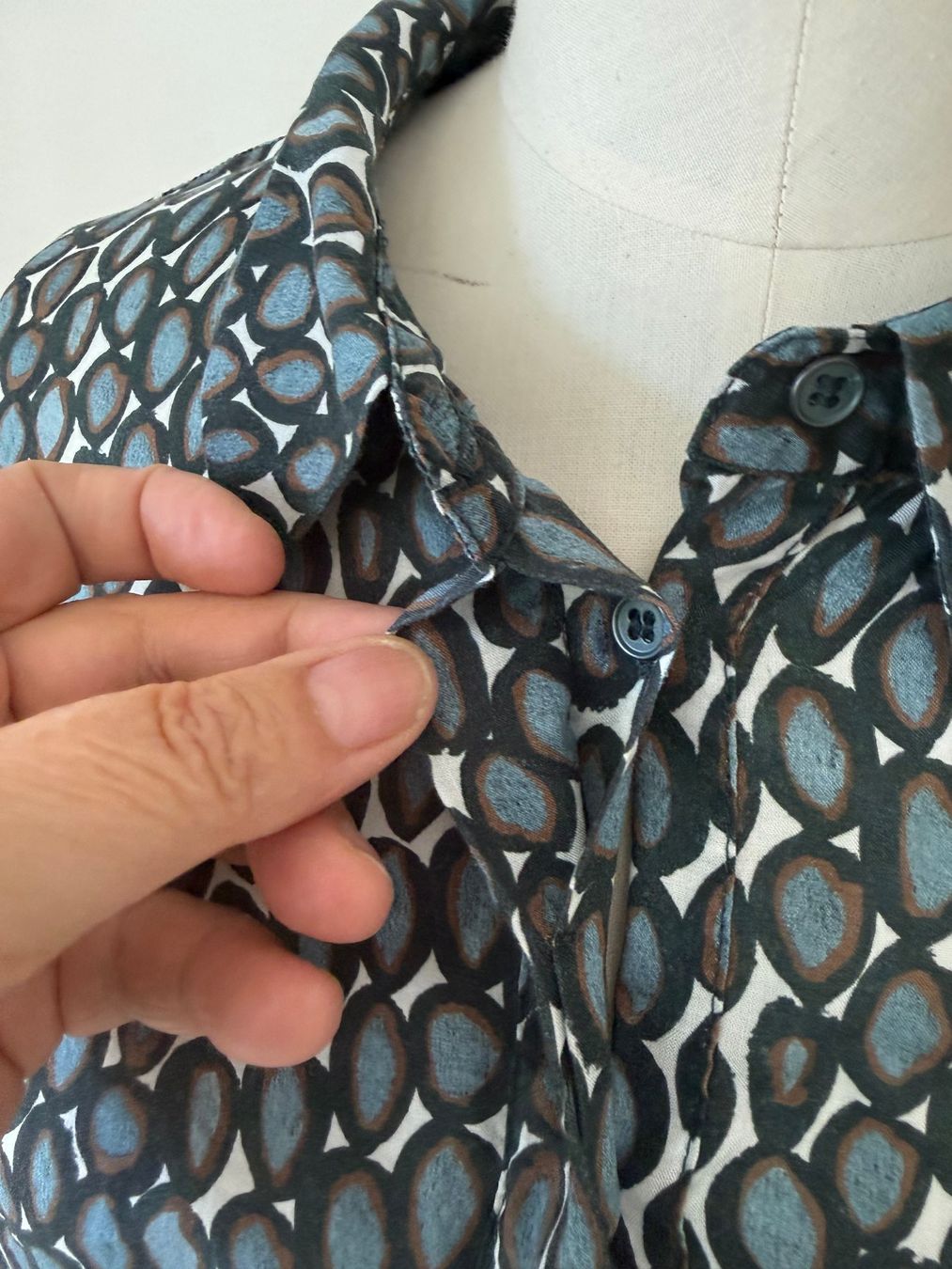 Nile Camicette: Nile Bluse Grösse L 100% Tencel – Usato da Kirchdorf AG venduto da coco123 2