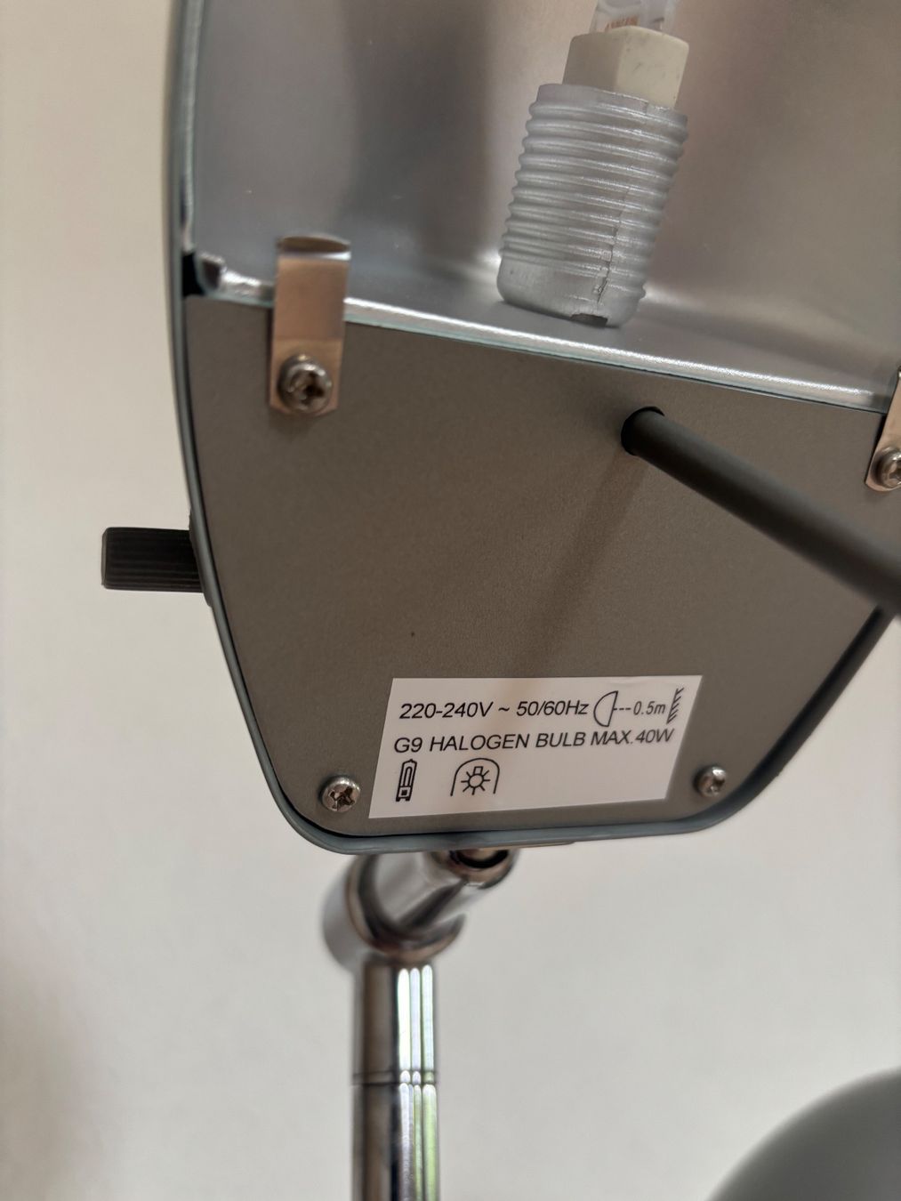 Lampade: 2 Stück Stehlampen – Usato da Stein AG venduto da gub_9ycx 1