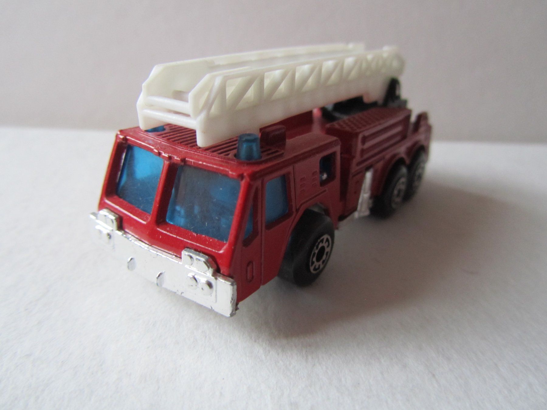 Matchbox Voitures modèles: Fire Engine, Matchbox Macau, unbespielt – D'occasion à Weiningen ZH par dietsch57 1