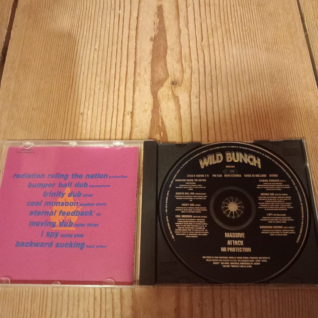 CD: Massive Attack vs Mad Professor - No Protection – Usato da Ganterschwil venduto da zaz_h9b6 2