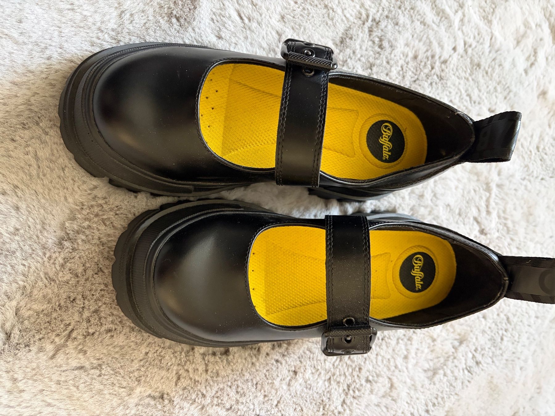 Buffalo Chaussures femmes: Buffalo Aspha vegan – Neuf (Voir description) à zürich par sunnyredchilli 1