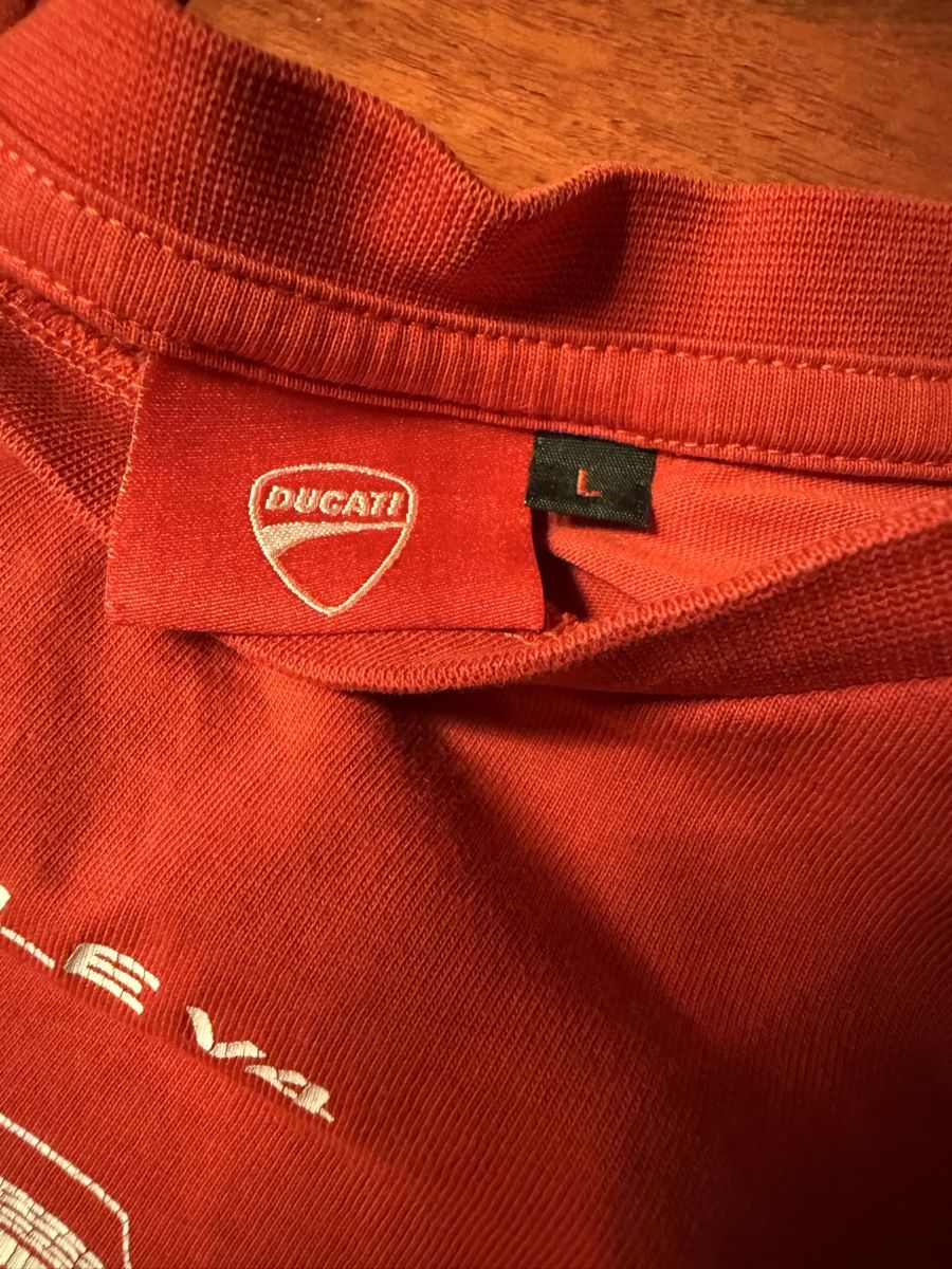 T-shirt: Ducati Panigale V4 T-Shirt – Usato da Niederbipp venduto da Tiffany1771 3