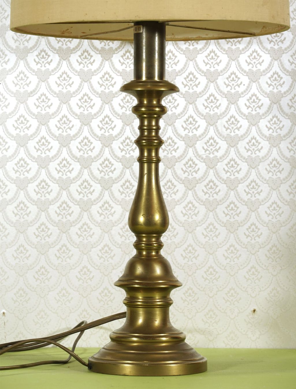 Belux Lampade: grosse Belux Messing Tischlampe - Stehlampe – Usato da Meggen venduto da Trouvaillen 4