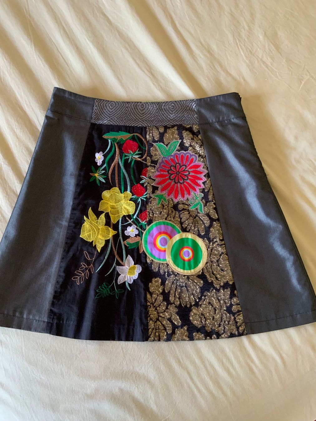 Desigual Röcke: Gonna Desigual – Gebraucht aus Montagnola von roc_6htd 6