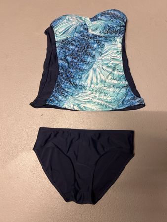 Badeanzug Tankini blau gemustert, Grösse M neu